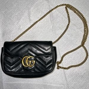 Authentic Lightly used Gucci bag!